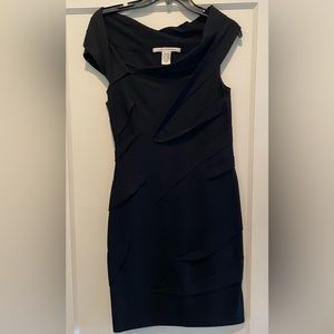 Diane von Furstenberg wool cocktail dress. Asymmetrical neckline. Size 6.